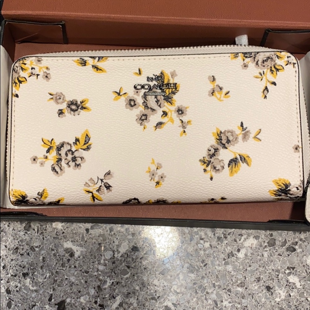 Prairie print wallet